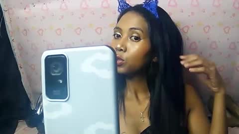 Luna online show from 9, 1, 2026