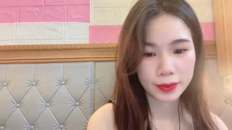 Snapshot of luna4739 chatting on 5, 4, 2026 Luna online show from 5, 4, 2026