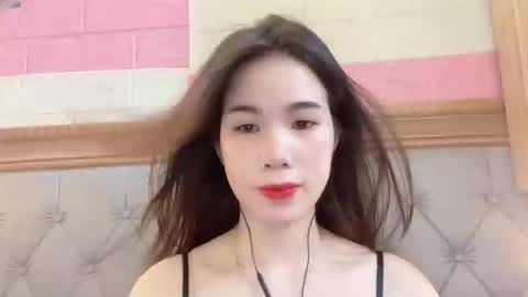 Snapshot of luna4739 chatting on 8, 4, 2026 Luna online show from 8, 4, 2026