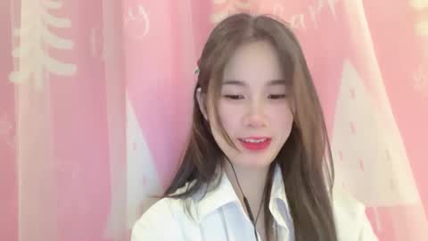 Snapshot of luna4739 chatting on 18, 4, 2026 Luna online show from 18, 4, 2026