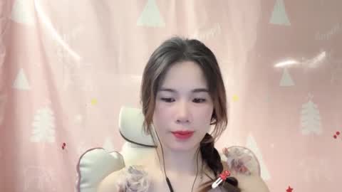 Snapshot of luna4739 chatting on 25, 4, 2026 Luna online show from 25, 4, 2026