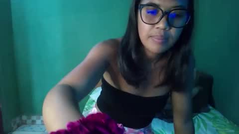 Snapshot of luna8184 chatting on 19, 3, 2026 luna8184 online show from 19, 3, 2026