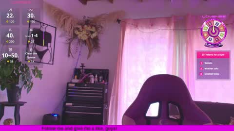 Snapshot of luna__cute chatting on 2, 5, 2026 Luna online show from 2, 5, 2026