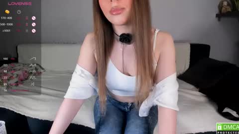 Snapshot of luna__l chatting on 9, 3, 2026 Alice online show from 9, 3, 2026