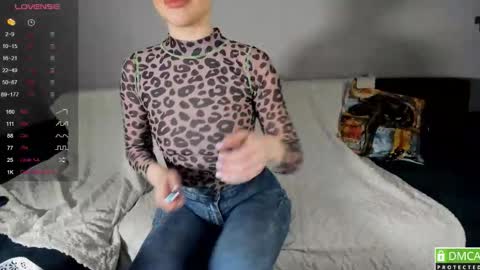 Snapshot of luna__l chatting on 18, 3, 2026 Alice online show from 18, 3, 2026