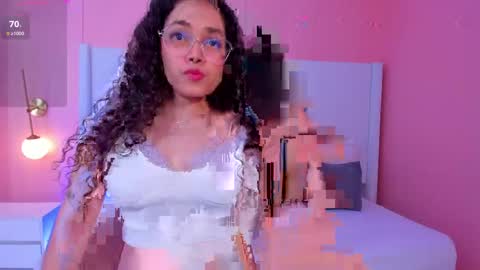 Snapshot of luna__vegga chatting on 7, 4, 2026 Luna online show from 7, 4, 2026