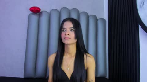 Snapshot of luna_bella_23 chatting on 17, 4, 2026 luna_bella_23 online show from 17, 4, 2026