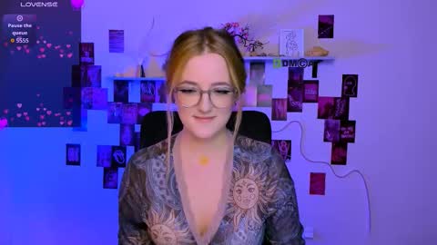 Snapshot of luna_berryy chatting on 25, 2, 2026 luna_berryy online show from 25, 2, 2026