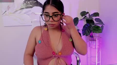 Snapshot of luna_cute14 chatting on 28, 4, 2026 luna_cute14 online show from 28, 4, 2026