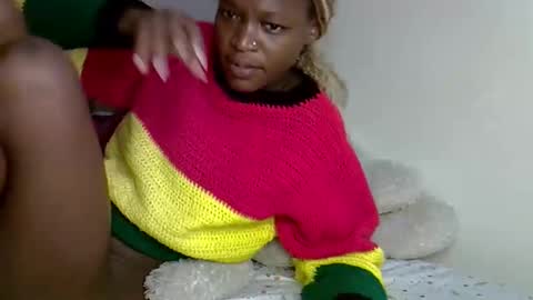 Snapshot of luna_empress chatting on 24, 3, 2026 maskedmalkia online show from 24, 3, 2026