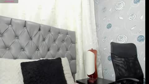 Snapshot of luna_evaa chatting on 31, 10, 2025 Luna Eva online show from 31, 10, 2025