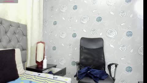 Snapshot of luna_evaa chatting on 6, 11, 2025 Luna Eva online show from 6, 11, 2025