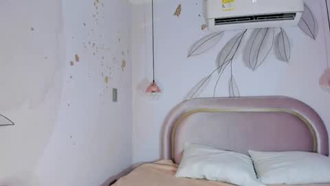 Snapshot of luna_ferrari chatting on 12, 4, 2026 luna_ferrari online show from 12, 4, 2026