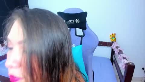 Luna Gomez online show from 18, 10, 2025