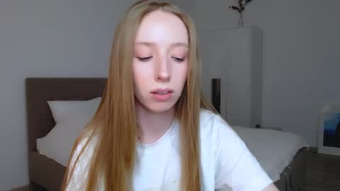 Luna online show from 19, 1, 2025