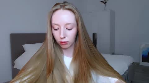 Luna online show from 27, 2, 2025