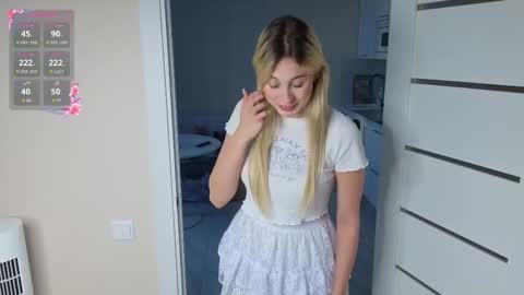 Olivia online show from 23, 11, 2025