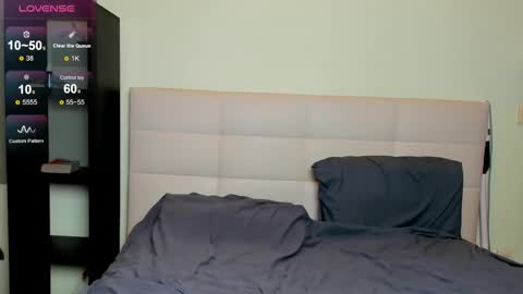 Hi everyone my name is Tina   online show from 22, 11, 2025