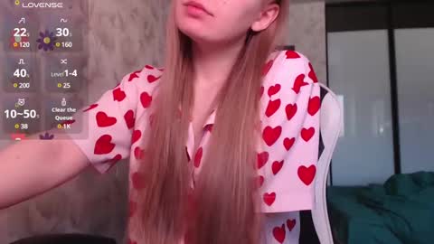 Luna online show from 6, 2, 2025