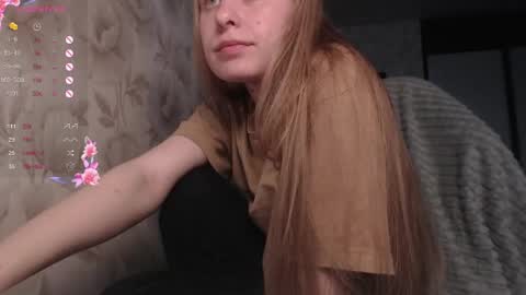 Snapshot of luna_loveisgood chatting on 4, 5, 2026 Luna online show from 4, 5, 2026