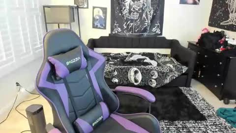 Luna online show from 21, 2, 2026