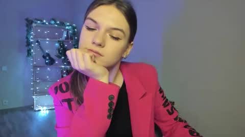 Snapshot of luna_lust_21 chatting on 23, 12, 2025 Luna online show from 23, 12, 2025