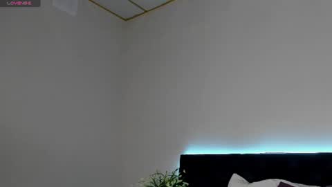 Snapshot of luna_mee chatting on 22, 6, 2026 Adele online show from 22, 6, 2026