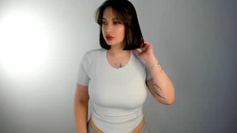 Snapshot of luna_pop chatting on 30, 4, 2026 Luna online show from 30, 4, 2026