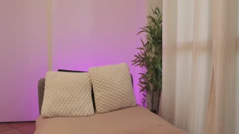 Snapshot of luna_riva chatting on 3, 6, 2026 Luna Riva online show from 3, 6, 2026
