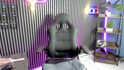 Snapshot of luna_roose1 chatting on 22, 4, 2026 Luna Rosse online show from 22, 4, 2026