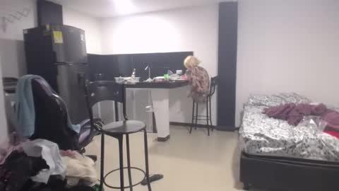 Luna online show from 6, 3, 2025