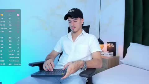 Luna Stanford online show from 4, 12, 2025