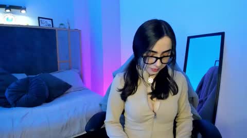 Luna online show from 11, 2, 2026