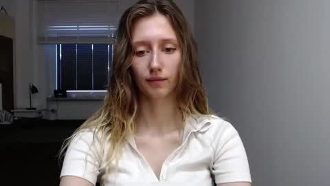 L U N A  online show from 24, 9, 2025