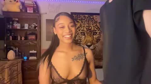 Snapshot of lunaa_11 chatting on 7, 12, 2024 lunaa_11 online show from 7, 12, 2024