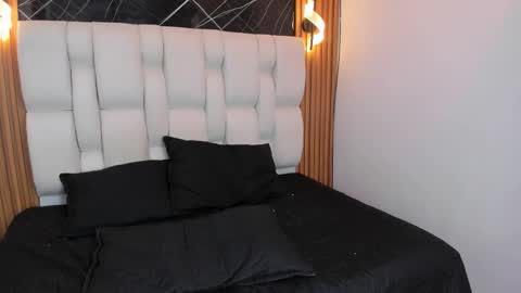 Luna online show from 13, 2, 2026