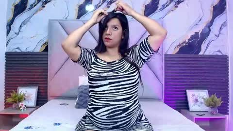 Lunaa rossee  online show from 11, 4, 2026
