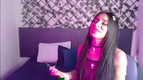 lunaaa_07 online show from 9, 4, 2026