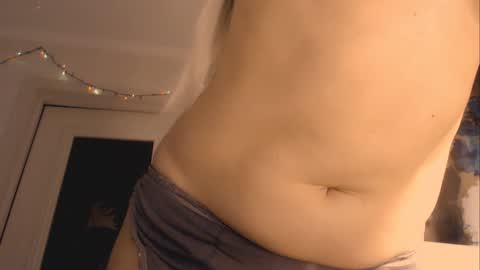 lunaafox online show from 31, 12, 2024