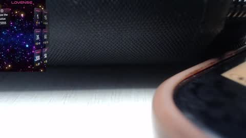 lunaafox online show from 3, 1, 2025