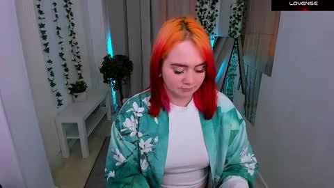 Snapshot of lunaali chatting on 10, 4, 2026 Li online show from 10, 4, 2026