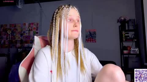 Snapshot of lunacyy chatting on 22, 5, 2026 Britney online show from 22, 5, 2026