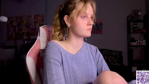 Snapshot of lunacyy chatting on 28, 5, 2026 Britney online show from 28, 5, 2026
