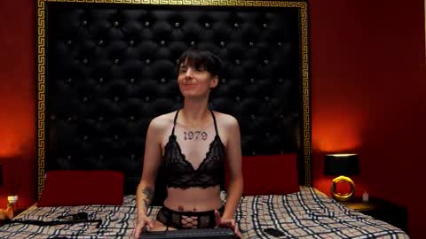 Luna Devil online show from 10, 9, 2025