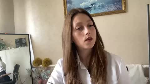 Snapshot of lunafeather chatting on 25, 4, 2026 lunafeather online show from 25, 4, 2026