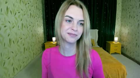 Snapshot of lunaflinn chatting on 3, 2, 2026 lunaflinn online show from 3, 2, 2026