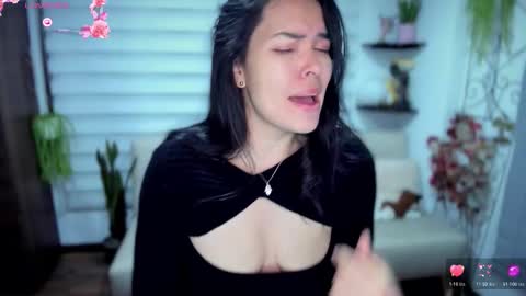 Luna online show from 2, 10, 2025