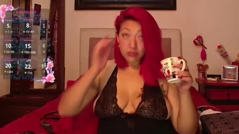 Snapshot of lunalatinacoo chatting on 16, 11, 2025 LUNA online show from 16, 11, 2025