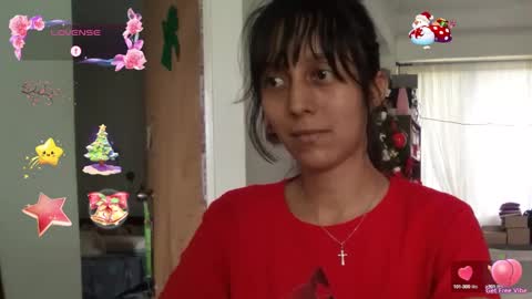 Snapshot of lunamoon_17 chatting on 17, 12, 2024 LUNA online show from 17, 12, 2024