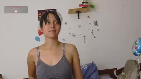 Snapshot of lunamoon_17 chatting on 10, 9, 2025 LUNA online show from 10, 9, 2025